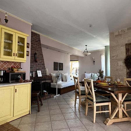 Stalis Lux Beach Apartment Luaran gambar